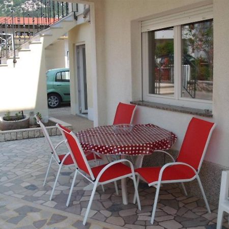 באסקה Apartments & Rooms Dekanic מראה חיצוני תמונה