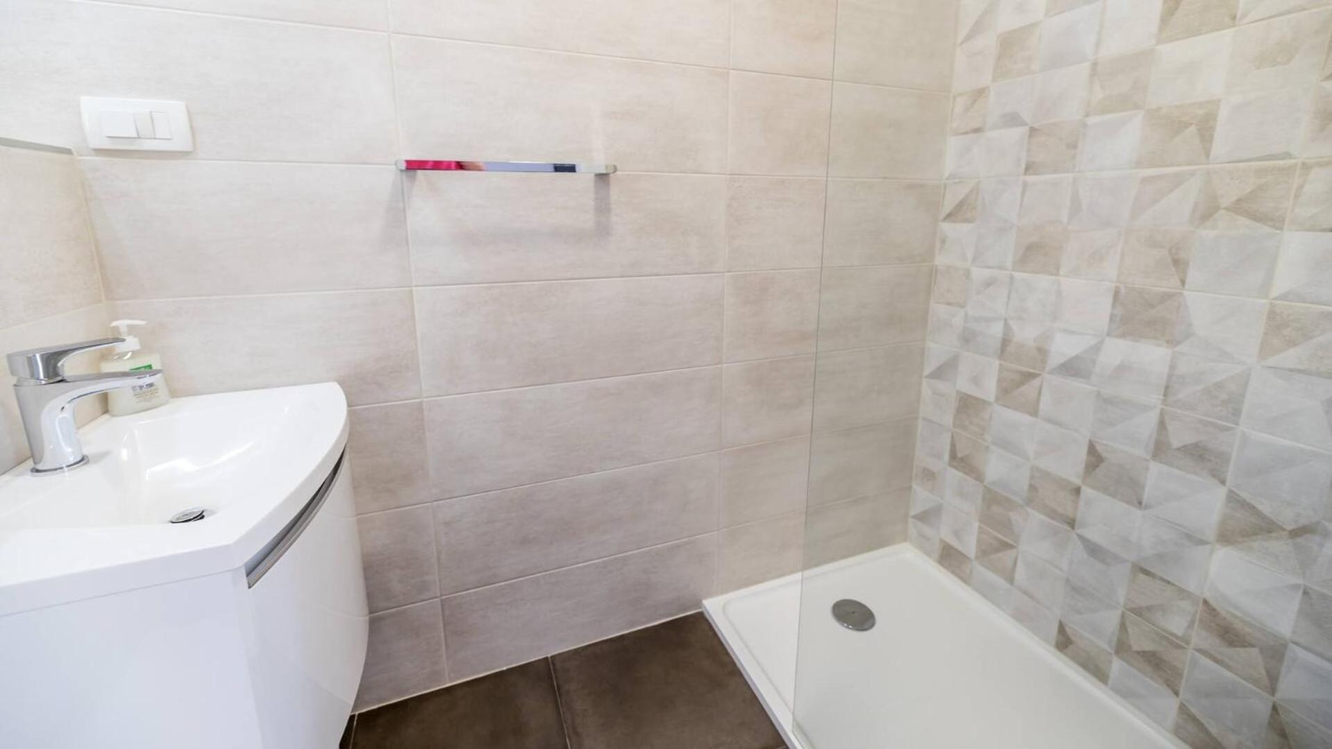 באסקה Apartments & Rooms Dekanic מראה חיצוני תמונה