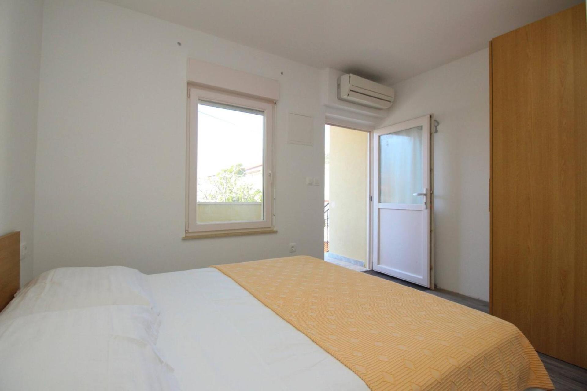 באסקה Apartments & Rooms Dekanic מראה חיצוני תמונה